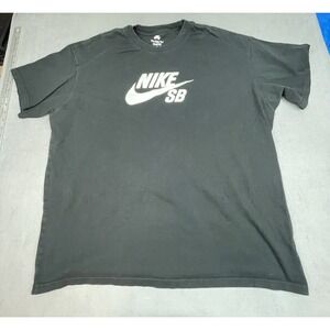 Nike SB Skateboard Shirt Boys 2XL Black Lightweight Crew Neck Graphic Center